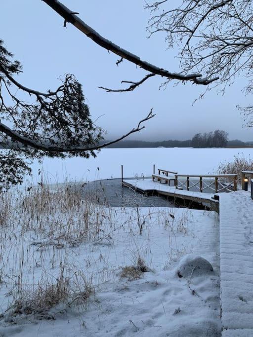 Villa Korppi Kirkkonummi Exterior foto